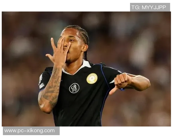 乔科尔高度评价佩德罗内托称其为切尔西全场最佳球员深受球迷喜爱 乔科尔高度评价佩德罗内托称其为切尔西全场最佳球员深受球迷喜爱