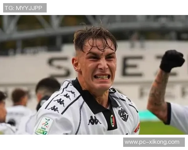 20岁3个月16天F埃斯波西托创意大利国脚进球新纪录