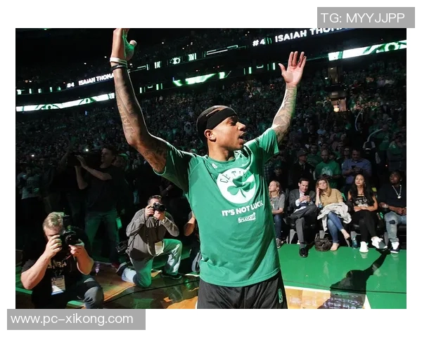 凯尔特人次节遭遇惨败单节净输28分半场落后20分引发球迷担忧