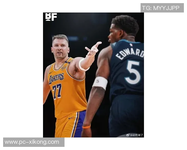 东契奇罚球失误遗憾错过赛季首场50分里夫斯无奈呼喊罚进一个啊