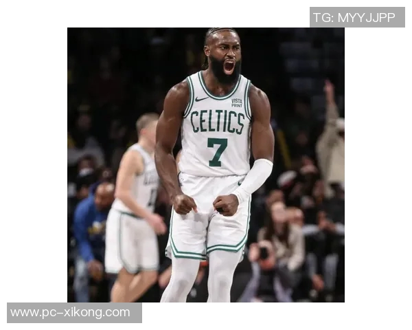 杰伦布朗谈球队现状强调未来潜力与成长空间仍需努力