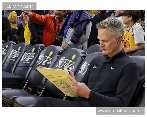 39岁依然闪耀赛场霍福德如同更成熟的追梦球员 39岁依然闪耀赛场霍福德如同更成熟的追梦球员